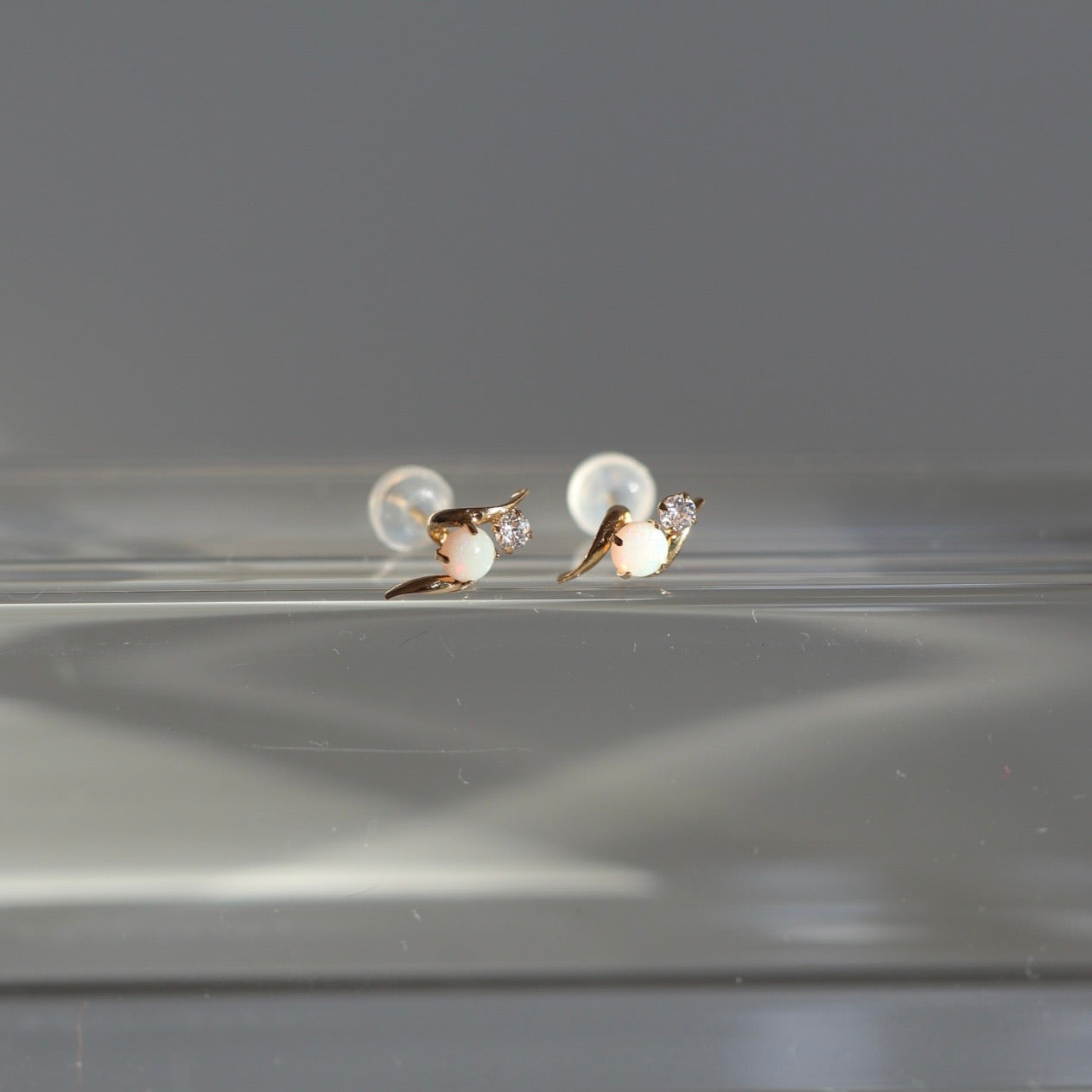 日本製 18K金 輕奢蛋白石 耳環